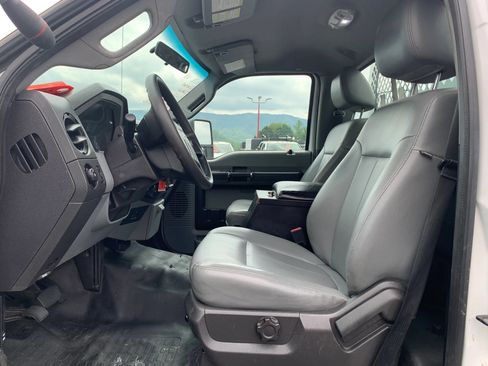 Used 2012 Ford F550 2WD Regular Cab Super Duty w/ Payload Upgrade Pkg image 10