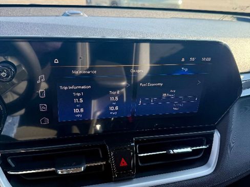 New 2025 Chevrolet TrailBlazer LT w/ Convenience Package image 20