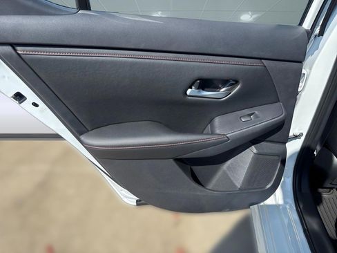 New 2025 Nissan Sentra SR w/ SR Premium Package image 25