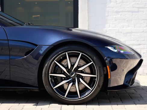 Used 2020 Aston Martin V8 Vantage Coupe RWD image 4
