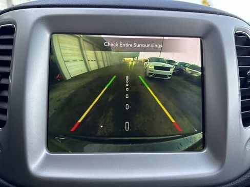 Used 2021 Jeep Compass 80th Special Edition image 31