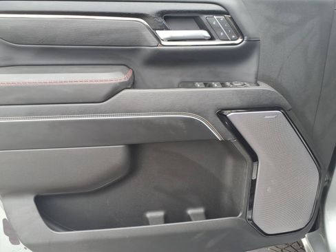 Certified 2025 GMC Sierra 2500 AT4X AWD/4WD image 16