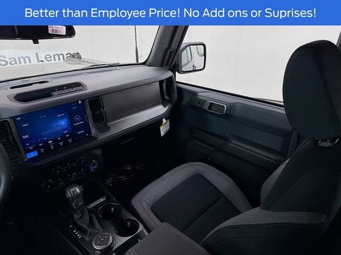 New 2025 Ford Bronco 4-Door AWD/4WD image 21