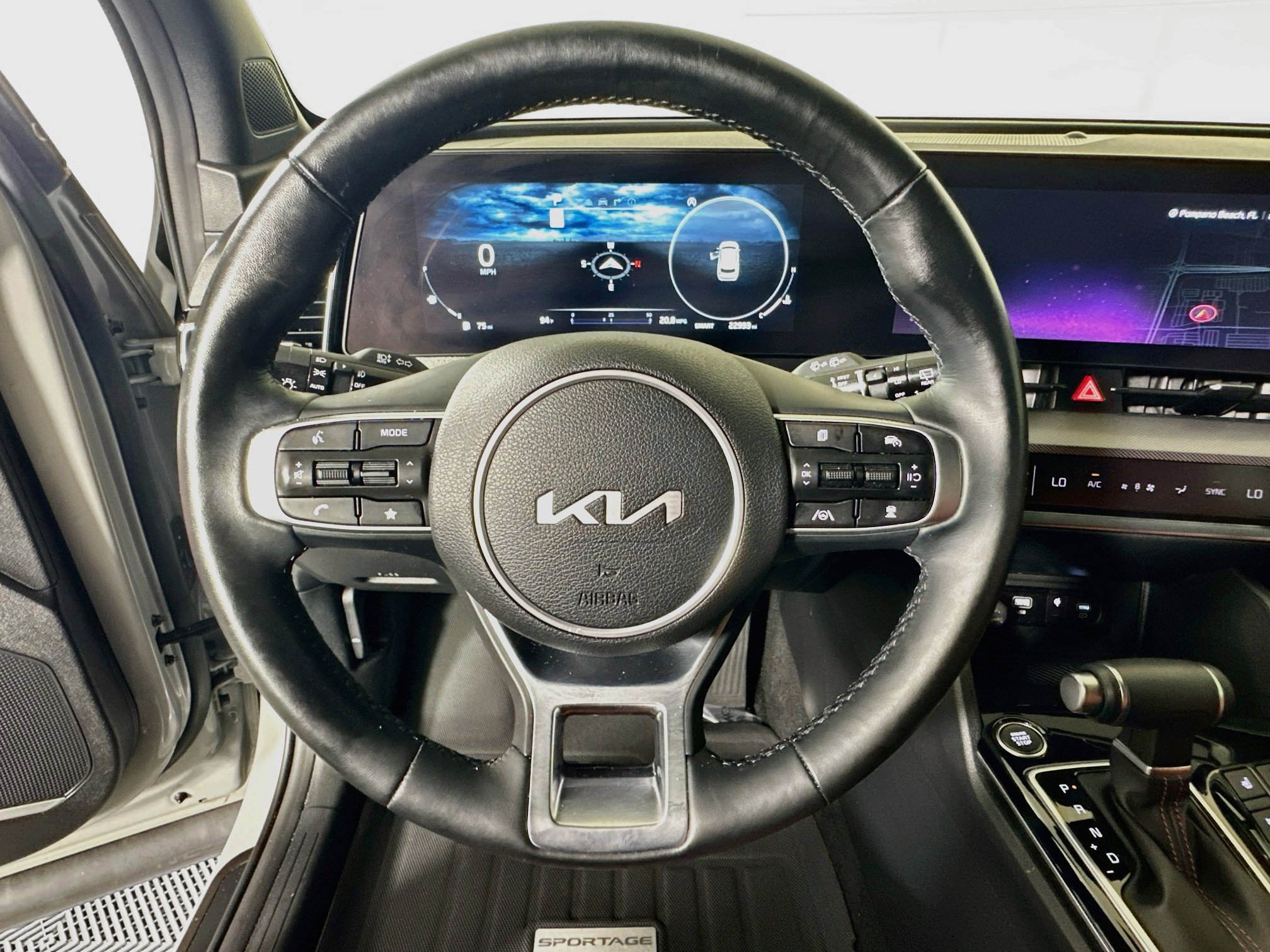 Used 2025 Kia Sportage SX FWD image 15