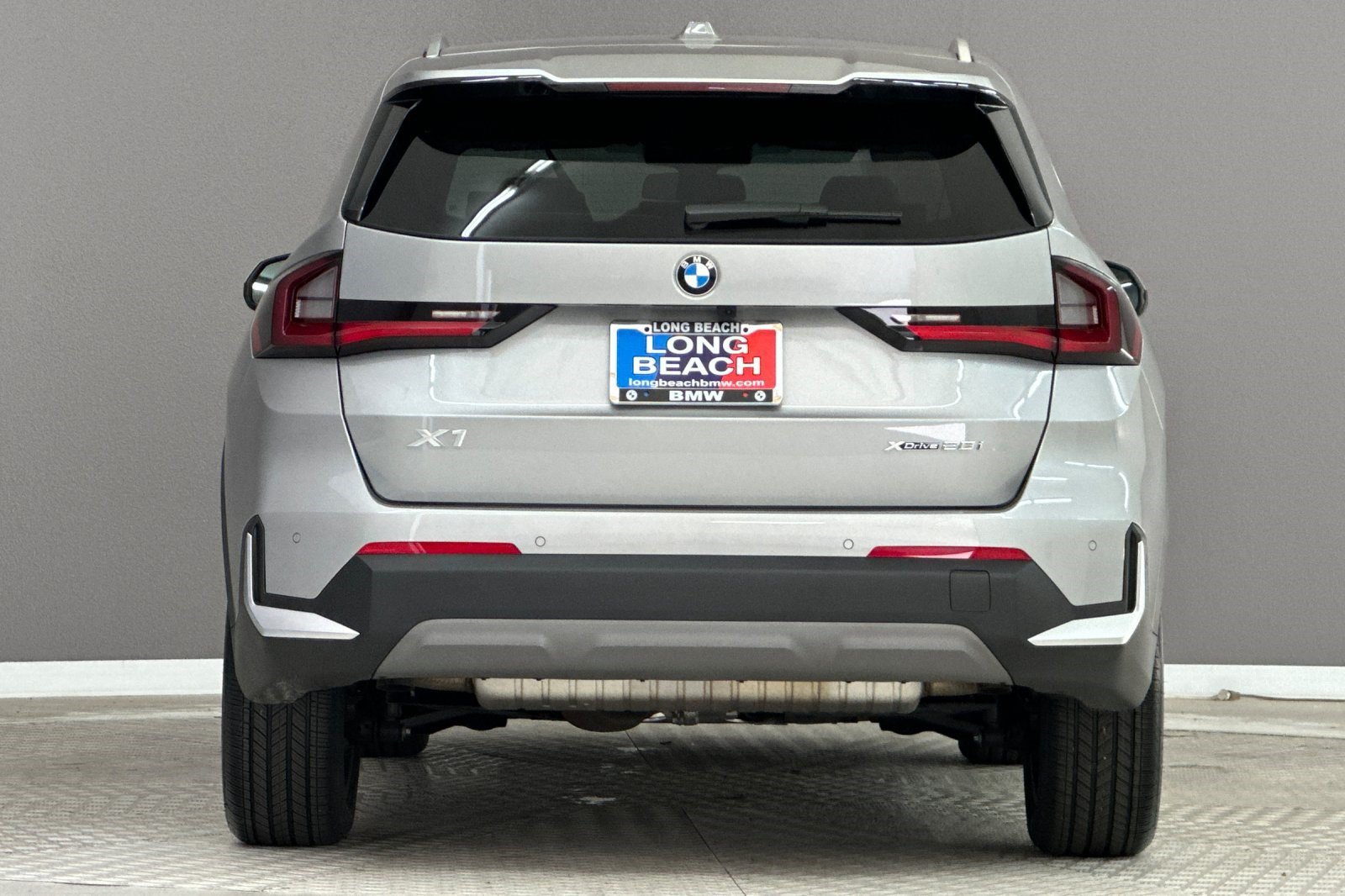 Used 2023 BMW X1 xDrive28i w/ Convenience Package AWD/4WD image 10