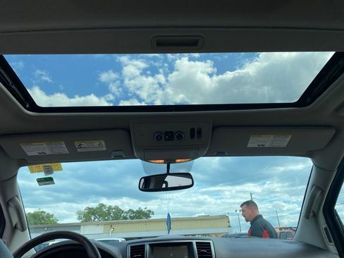 Used 2015 Nissan Armada Platinum w/ Platinum Reserve Package image 6