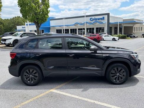 Used 2022 Volkswagen Taos S w/ IQ Drive S Package AWD/4WD image 8
