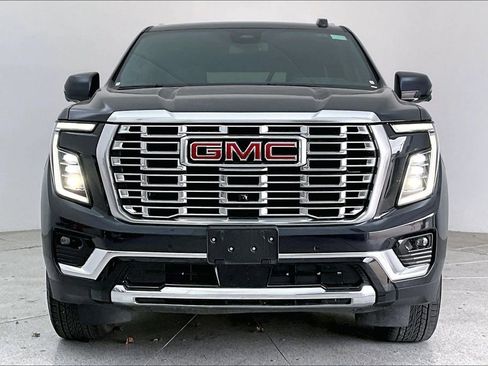 Used 2025 GMC Yukon Denali image 6