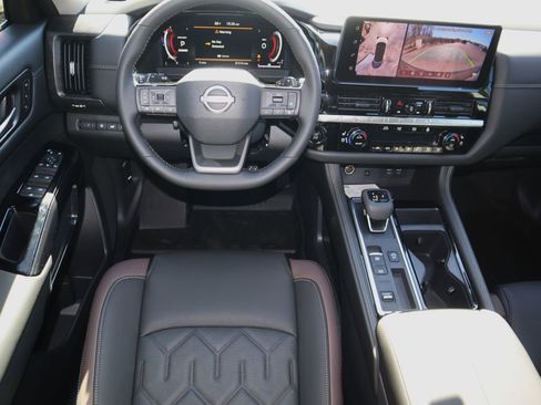 New 2026 Nissan Pathfinder Platinum w/ Cargo Package image 12