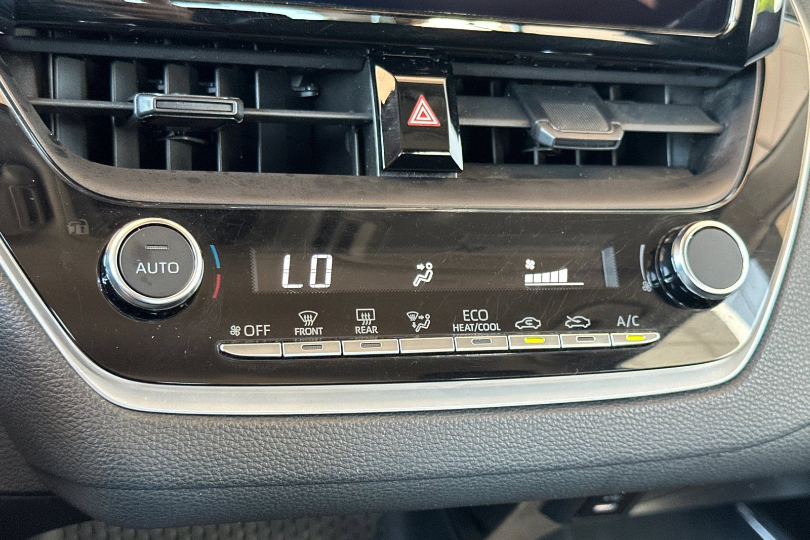 Certified 2024 Toyota Corolla LE FWD image 23
