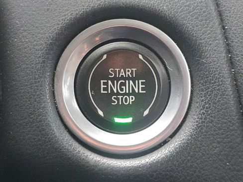 Used 2021 GMC Yukon XL SLT w/ Rear Media and Nav Package image 35