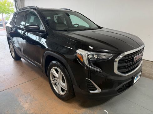Used 2019 GMC Terrain SLE w/ GMC Pro Grade Package AWD/4WD image 5