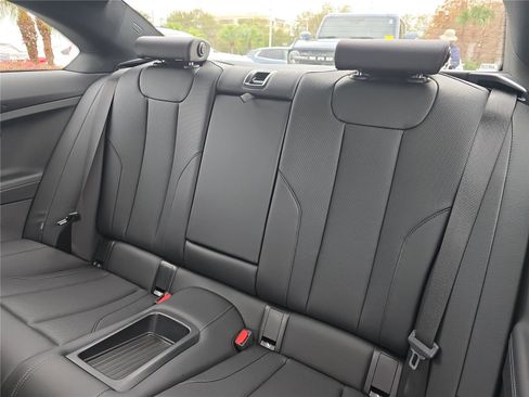 Used 2025 BMW 230i Coupe image 8