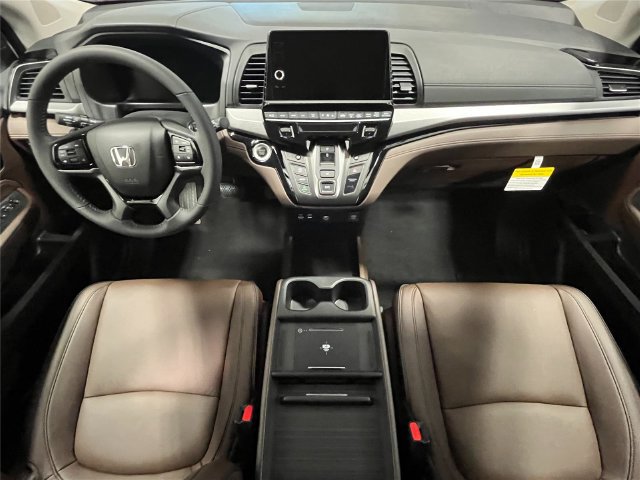 New 2027 Honda Odyssey Touring image 16