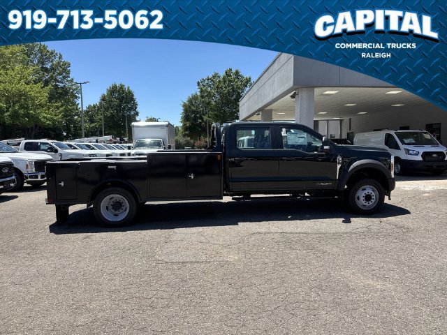 New 2025 Ford F550 2WD Crew Cab Super Duty w/ Snow Plow Prep Package image 11