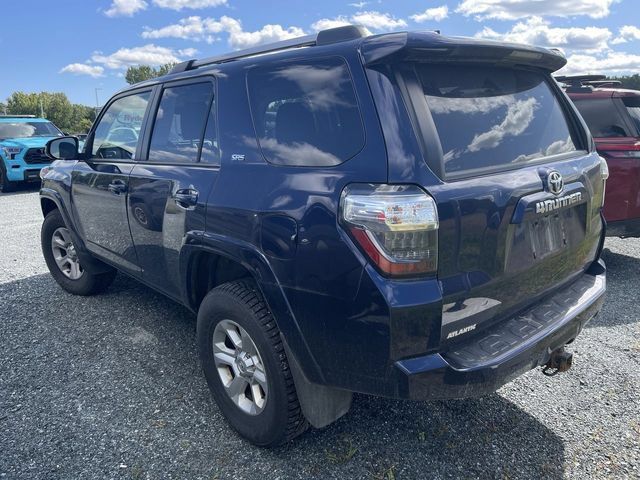Certified 2021 Toyota 4Runner SR5 AWD/4WD image 4