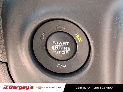 Used 2021 Jeep Gladiator Sport AWD/4WD image 25