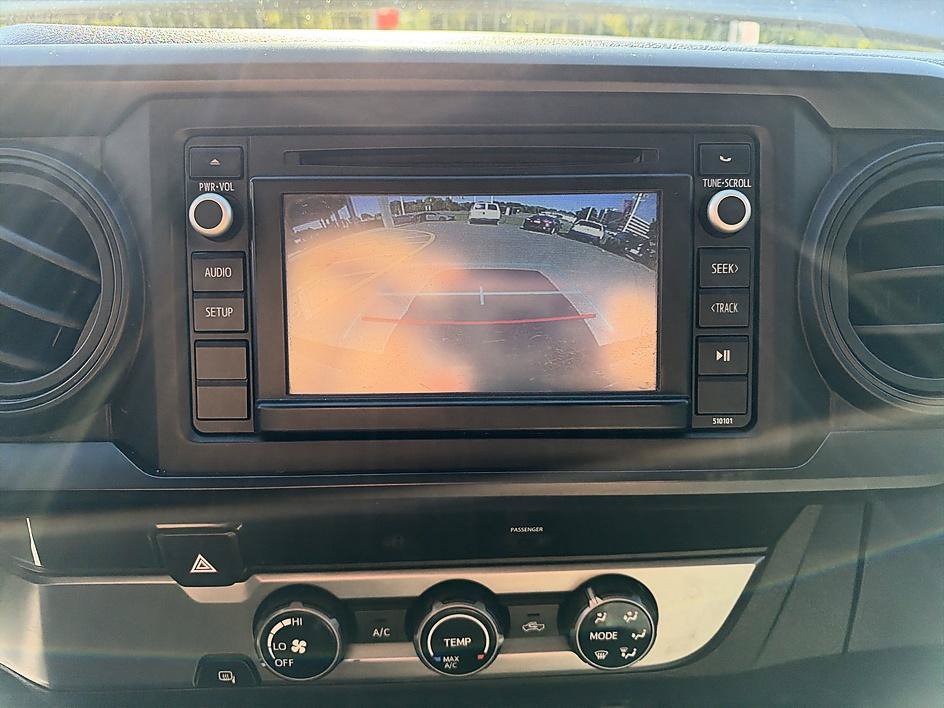 Used 2017 Toyota Tacoma 2WD Double Cab image 17