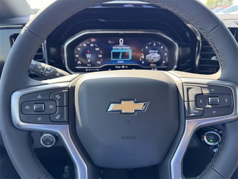 New 2025 Chevrolet Silverado 1500 LT w/ Convenience Package II image 21