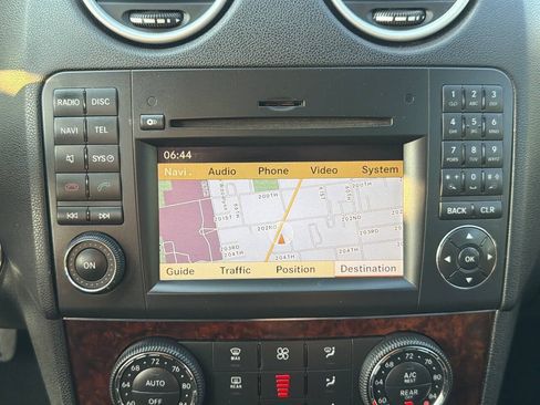 Used 2010 Mercedes-Benz ML 350 4MATIC image 29