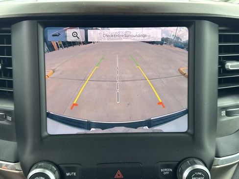 Used 2022 RAM 1500 Laramie image 30