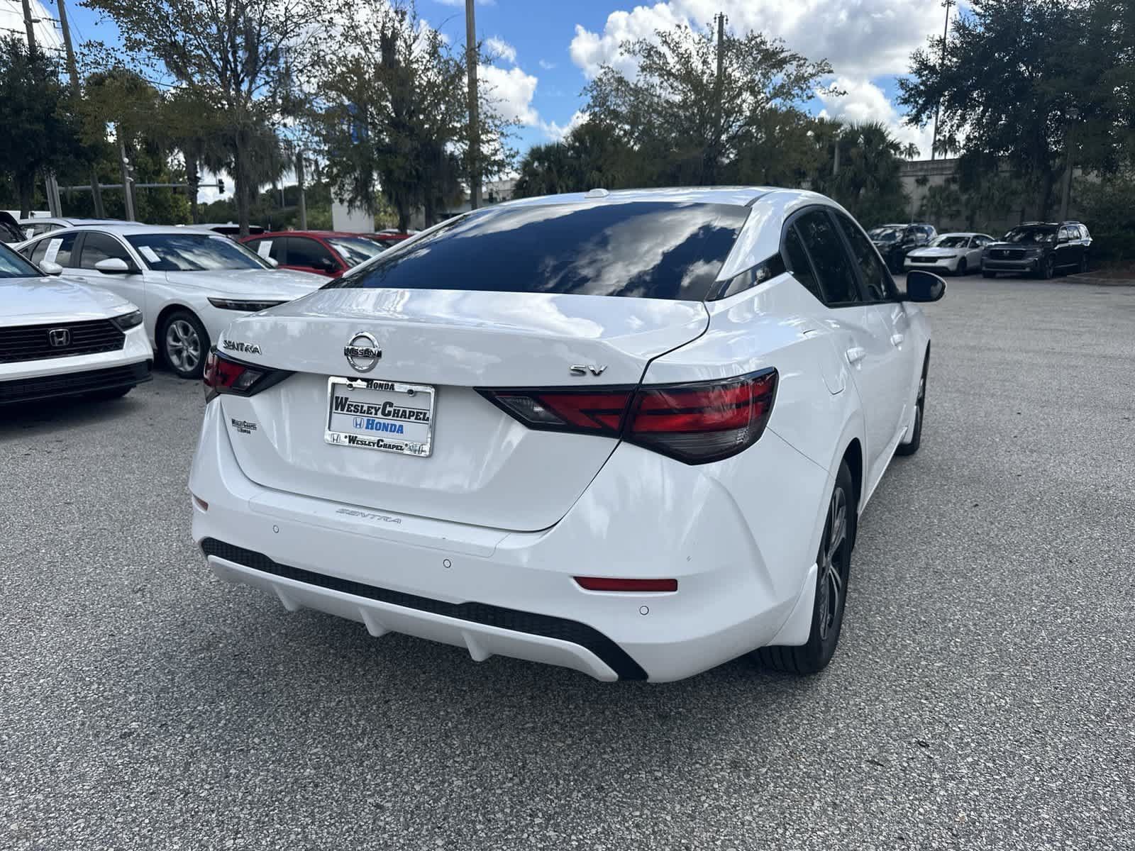 Used 2022 Nissan Sentra SV w/ Trunk Package FWD image 6