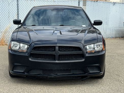 Used 2014 Dodge Charger SE RWD image 8