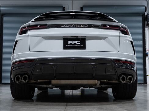Used 2022 Lamborghini Urus AWD/4WD image 71