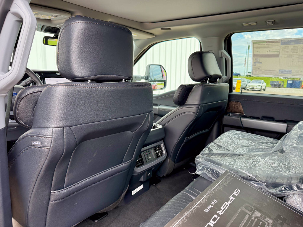 New 2026 Ford F350 Lariat w/ Lariat Ultimate Package AWD/4WD image 13