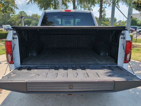 Used 2020 Ford F150 XLT w/ Equipment Group 302A Luxury AWD/4WD image 32