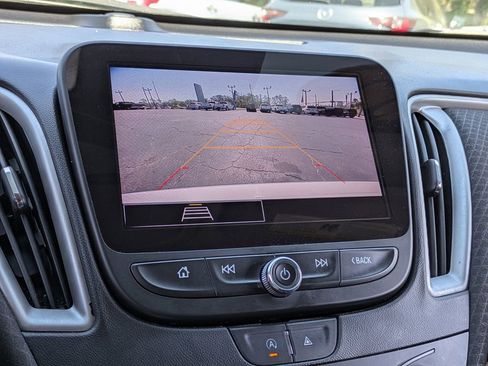 Used 2023 Chevrolet Malibu LS image 19