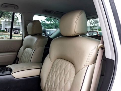 Used 2023 Nissan Armada Platinum w/ Captain's Chairs Package image 27