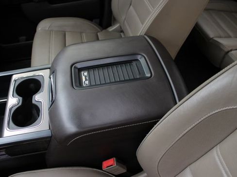 Used 2016 GMC Sierra 2500 Denali w/ Duramax Plus Package image 12