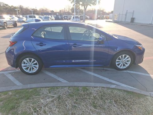 New 2025 Toyota Corolla SE image 7