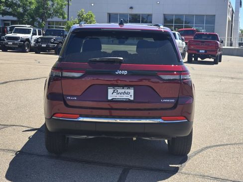 Used 2026 Jeep Grand Cherokee Laredo X AWD/4WD image 4