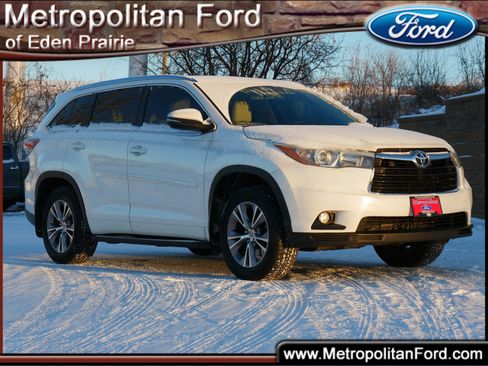 Used 2015 Toyota Highlander XLE image 1