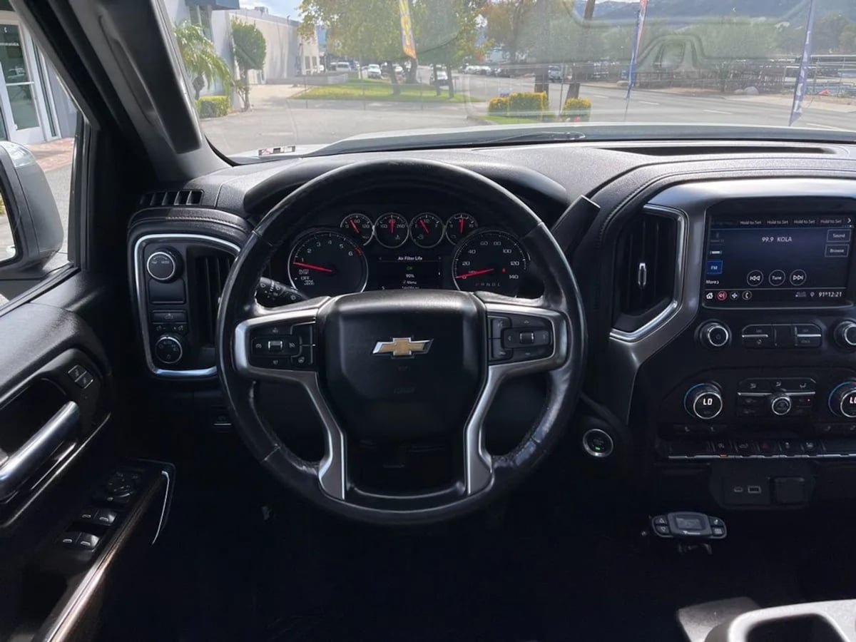 Used 2021 Chevrolet Silverado 1500 LT RWD image 18