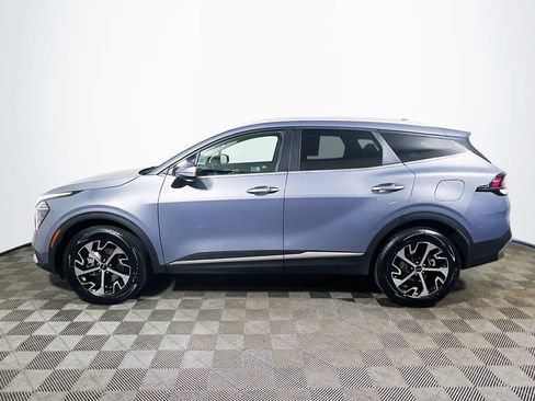 Used 2024 Kia Sportage EX AWD/4WD image 4