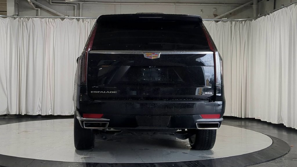 Used 2023 Cadillac Escalade ESV Premium Luxury AWD/4WD image 9