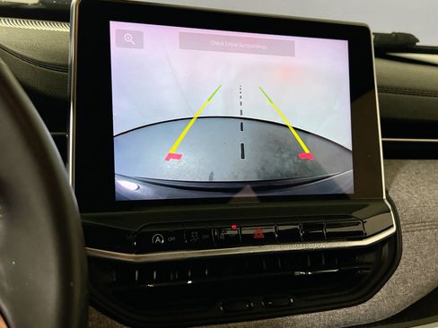 Used 2022 Jeep Compass Latitude w/ Sun and Sound Group image 13