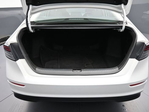 Certified 2023 Honda Accord EX image 22