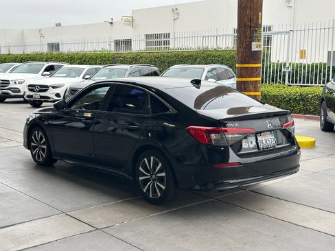Used 2022 Honda Civic EX image 5