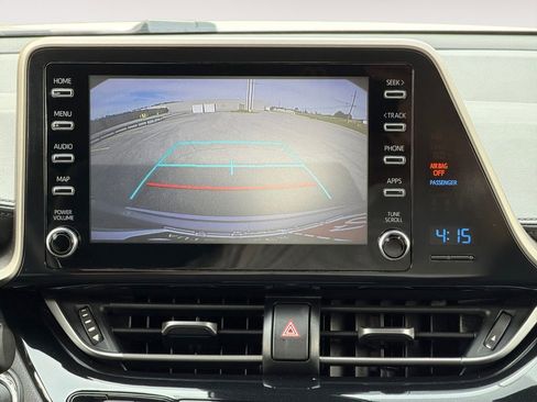 Used 2019 Toyota C-HR XLE FWD image 12