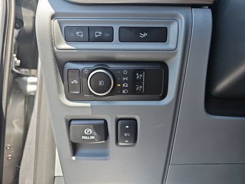 Used 2024 Ford F150 Lariat w/ FX4 Off-Road Package AWD/4WD image 24