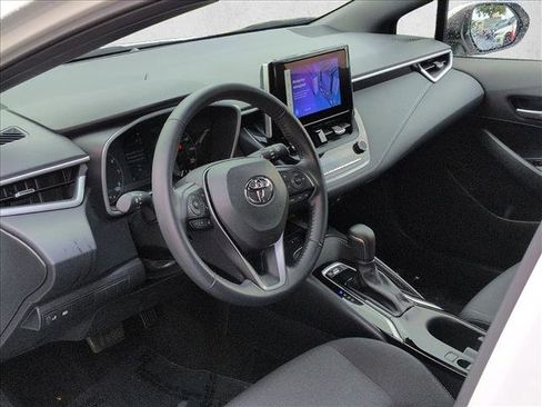 Used 2025 Toyota Corolla SE w/ SE Package FWD image 10