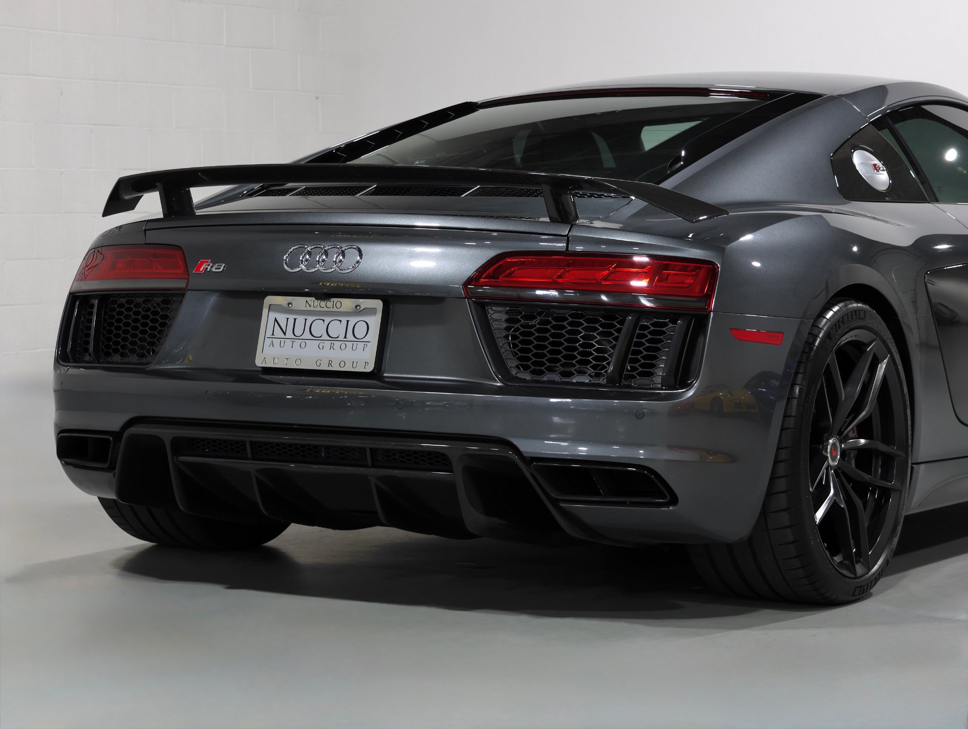 Used 2017 Audi R8 V10 plus AWD/4WD image 49