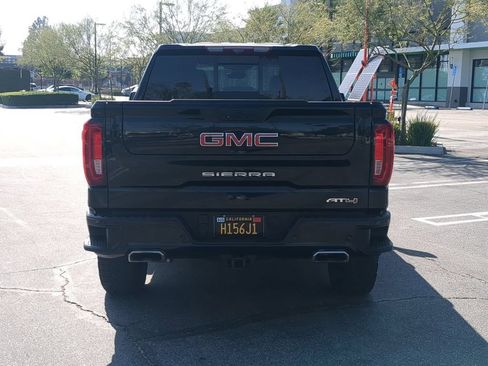 Used 2023 GMC Sierra 1500 AT4 w/ AT4 Premium Package AWD/4WD image 5