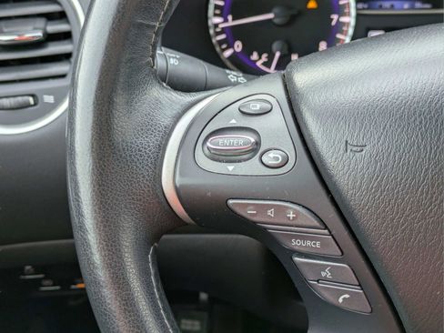 Used 2019 INFINITI QX60 Luxe w/ Essential Package image 29