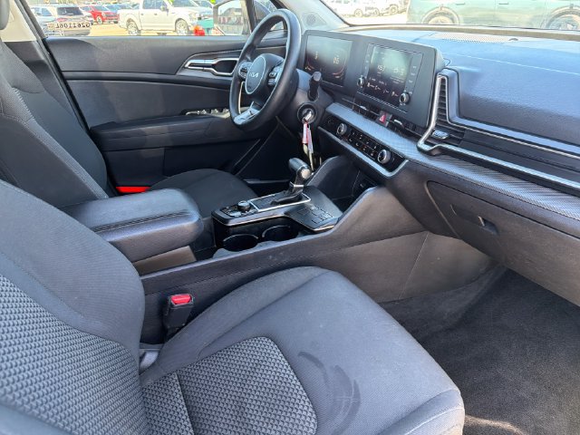 Certified 2023 Kia Sportage LX AWD/4WD image 25