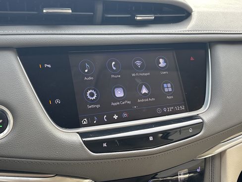 Used 2020 Cadillac XT5 Premium Luxury image 24